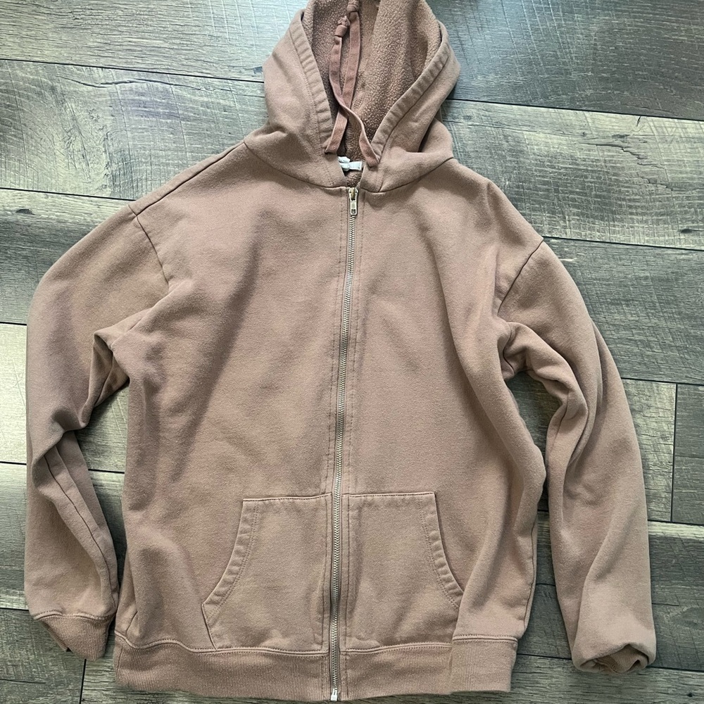 beige zip up hoodie